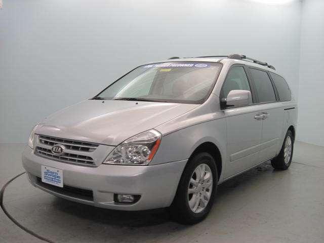 Kia Sedona Elk Conversion Van MiniVan