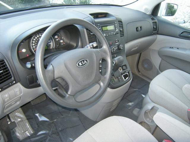 Kia Sedona 2008 photo 5
