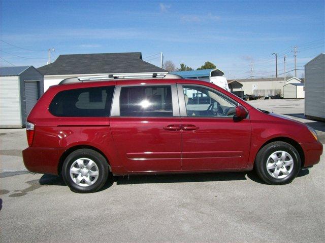 Kia Sedona 2008 photo 2