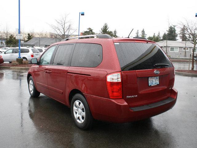 Kia Sedona 2009 photo 2