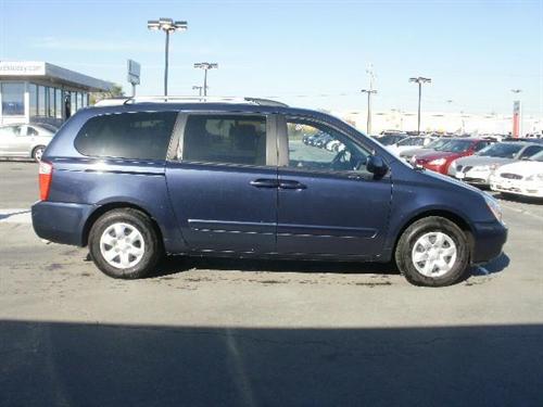 Kia Sedona 2009 photo 2