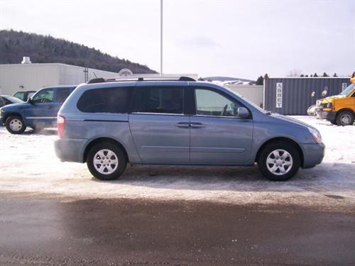 Kia Sedona 2009 photo 2