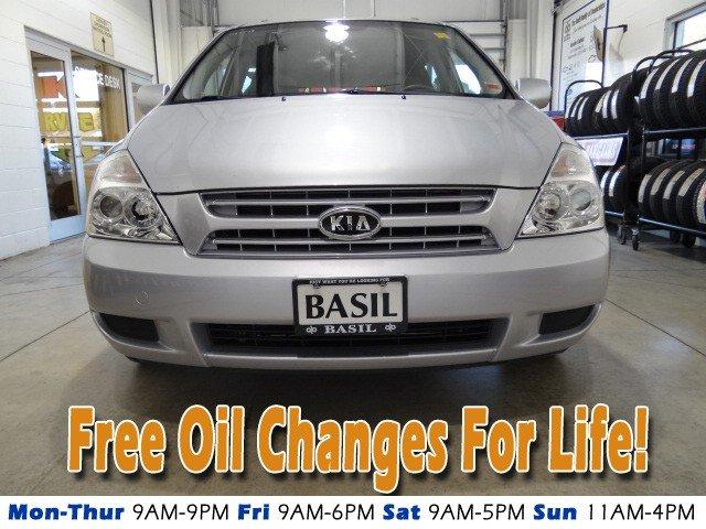 Kia Sedona 2009 photo 2