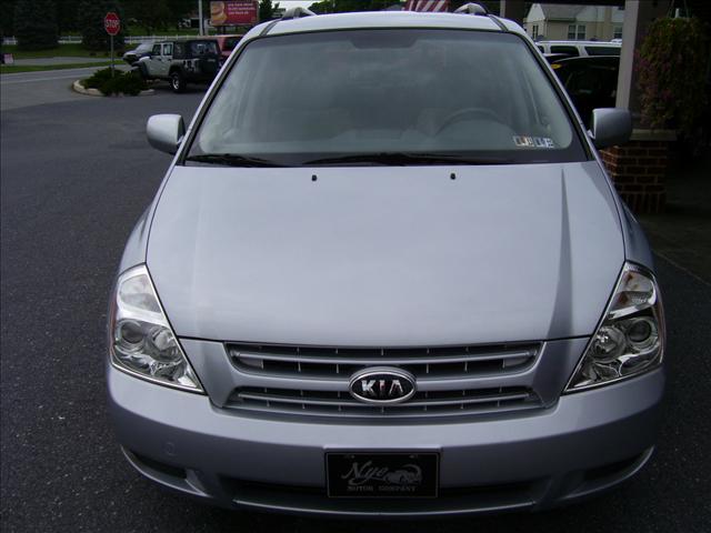 Kia Sedona 2009 photo 1