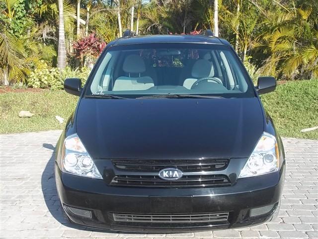 Kia Sedona 2009 photo 1