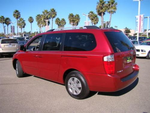 Kia Sedona 2009 photo 2