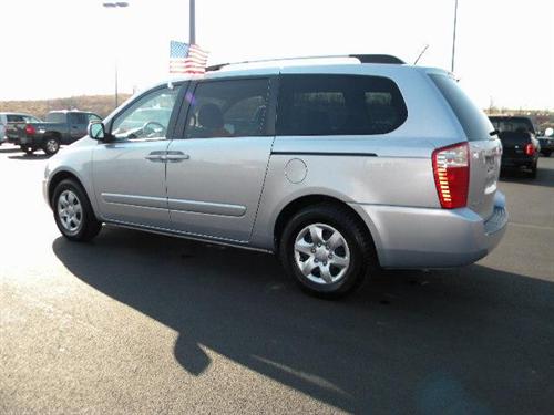 Kia Sedona 2009 photo 1