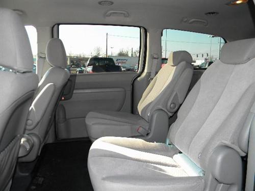 Kia Sedona 2009 photo 4
