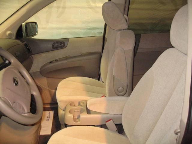 Kia Sedona 2009 photo 3