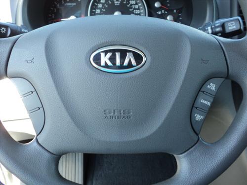 Kia Sedona 2009 photo 1