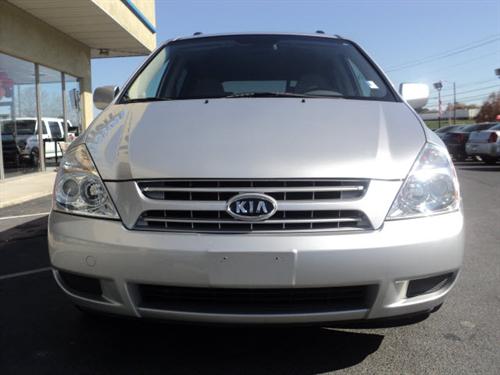 Kia Sedona 2009 photo 2