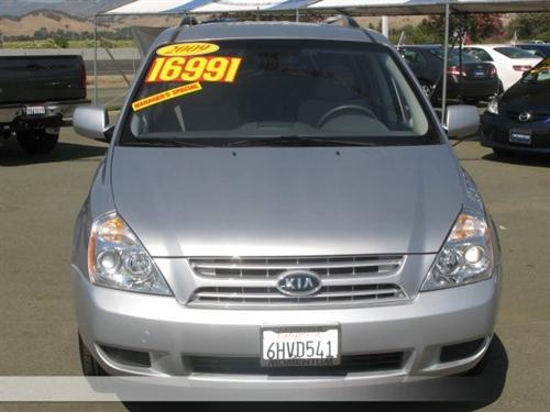 Kia Sedona 2009 photo 2