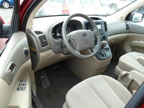 Kia Sedona 2009 photo 2