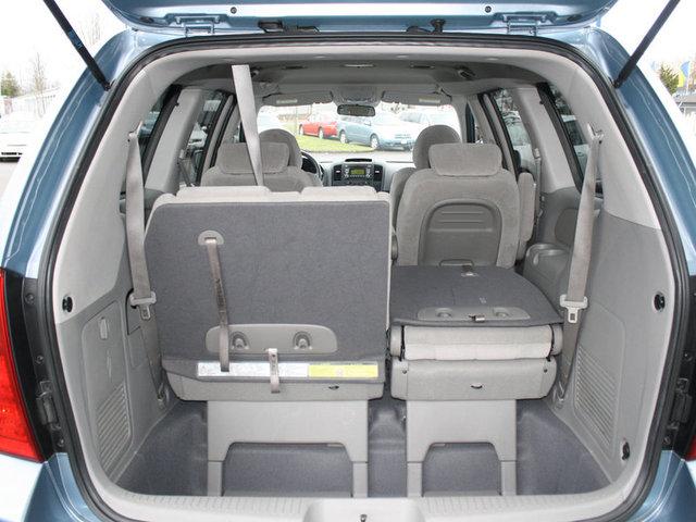 Kia Sedona 2009 photo 1