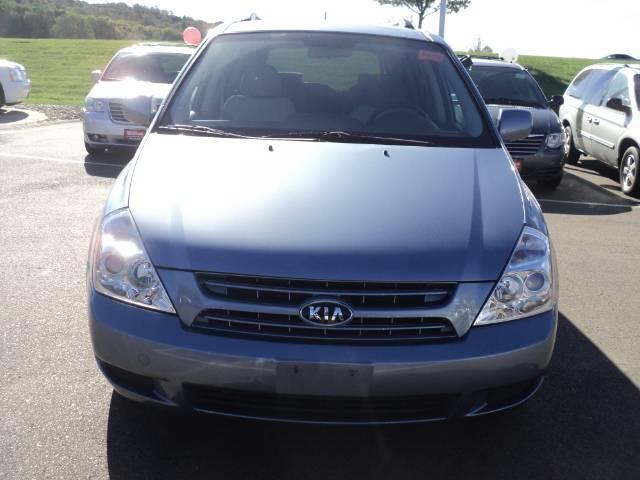 Kia Sedona Unknown MiniVan