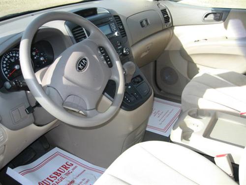 Kia Sedona 2009 photo 4