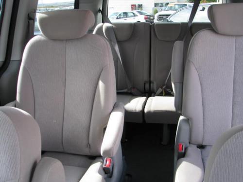 Kia Sedona 2010 photo 1
