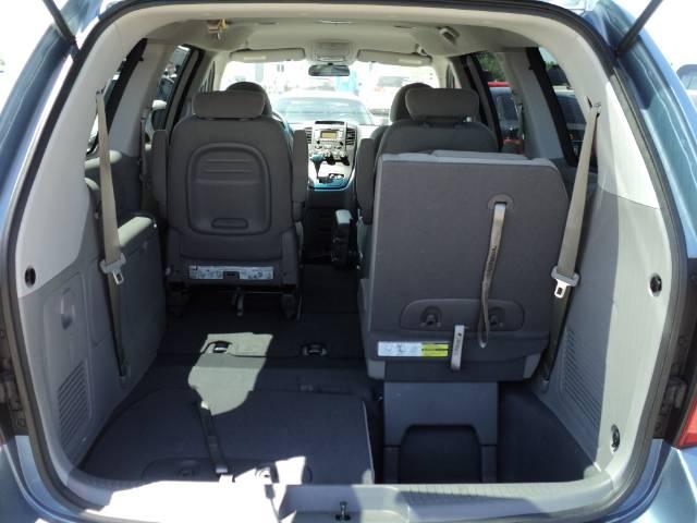 Kia Sedona 2010 photo 1
