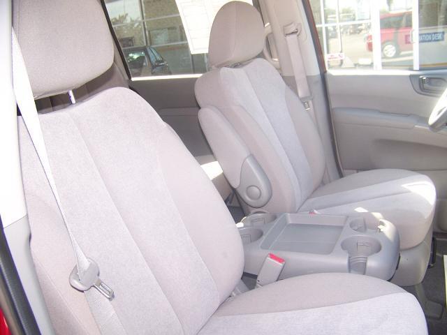 Kia Sedona 2010 photo 1