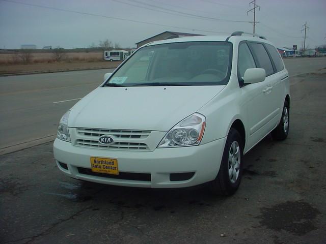 Kia Sedona Elk Conversion Van MiniVan