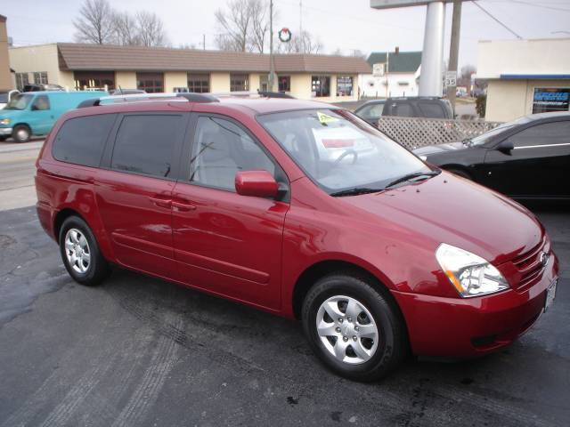 Kia Sedona 2010 photo 1