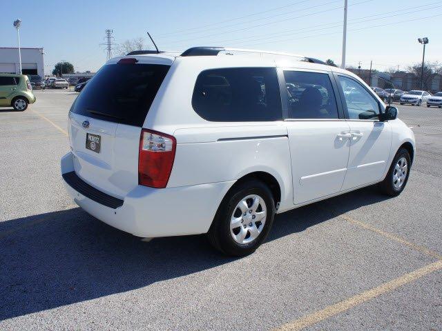 Kia Sedona Unknown MiniVan