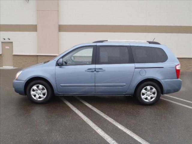 Kia Sedona 2010 photo 5