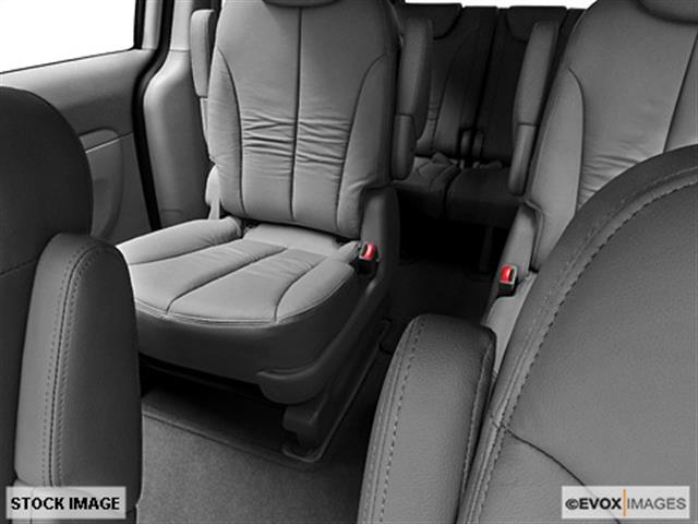 Kia Sedona 2010 photo 15