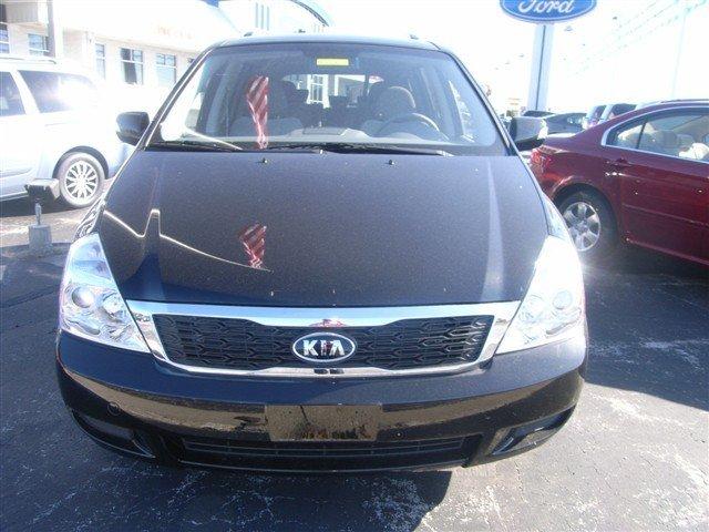 Kia Sedona 2011 photo 2