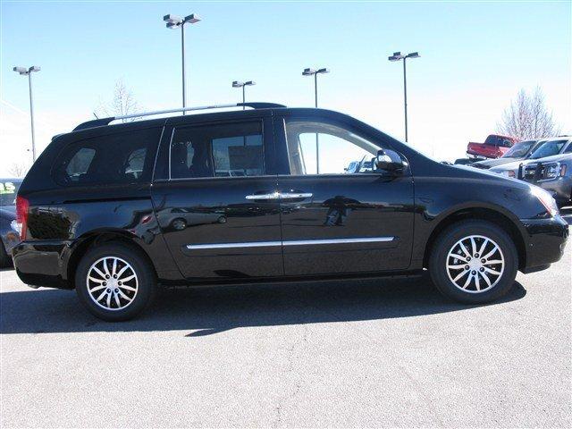 Kia Sedona 2011 photo 5