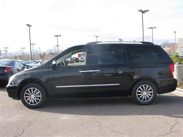 Kia Sedona 2011 photo 1