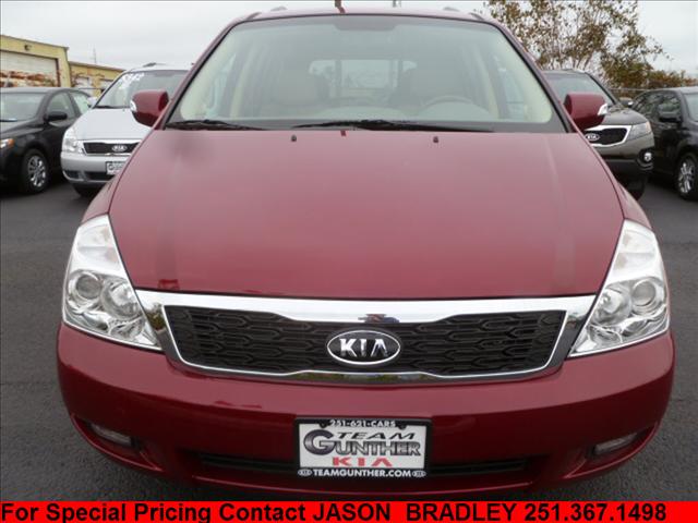 Kia Sedona 2011 photo 4