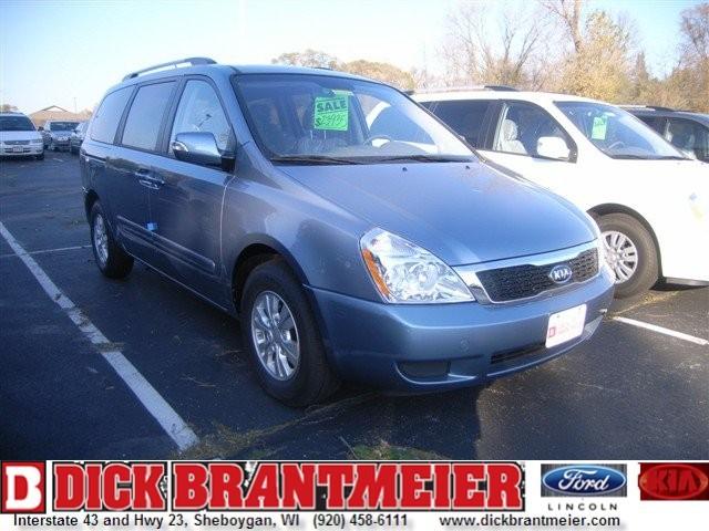 Kia Sedona Elk Conversion Van MiniVan