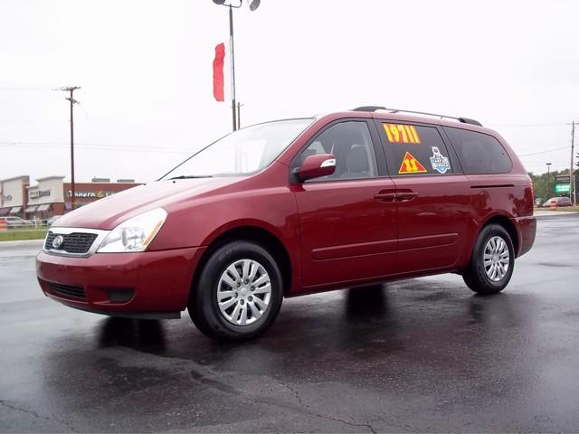 Kia Sedona 2011 photo 4