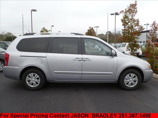 Kia Sedona 2011 photo 2