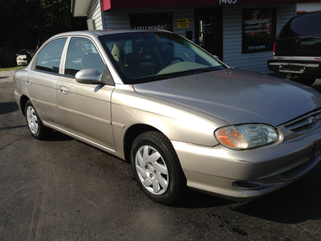 Kia Sephia 1999 photo 2