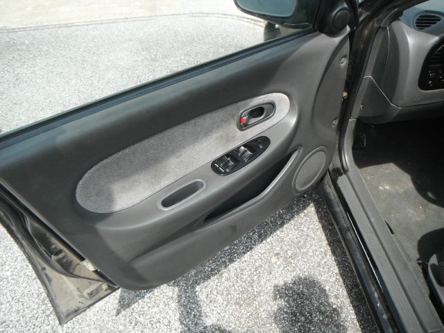 Kia Sephia 1999 photo 4