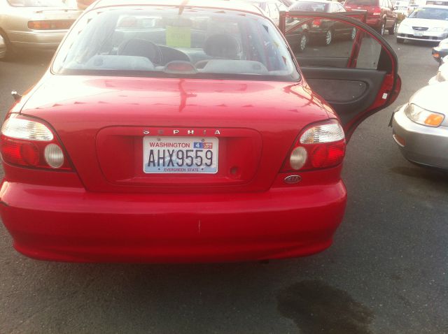 Kia Sephia 2000 photo 3