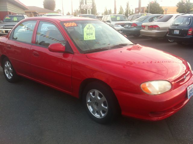 Kia Sephia 2000 photo 4