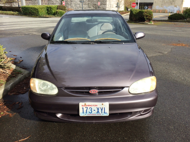 Kia Sephia 2000 photo 3