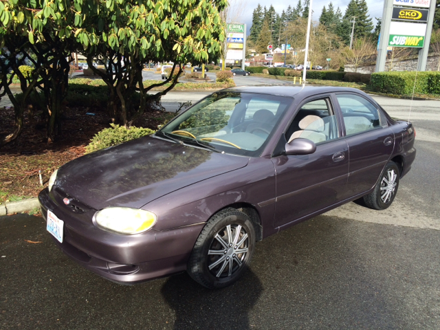 Kia Sephia 2000 photo 4