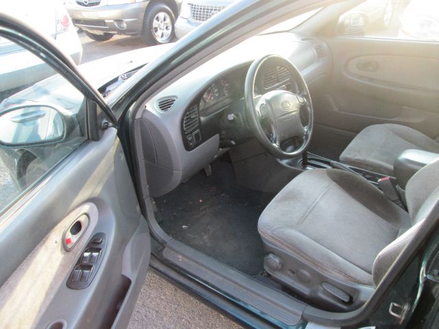 Kia Sephia 2000 photo 1
