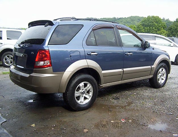 Kia Sorento 2003 photo 2