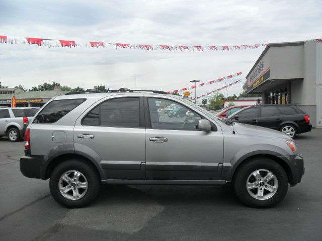 Kia Sorento Crew Cab 126.0 WB 1SC LS Z85 SUV