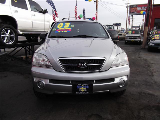 Kia Sorento 2003 photo 1
