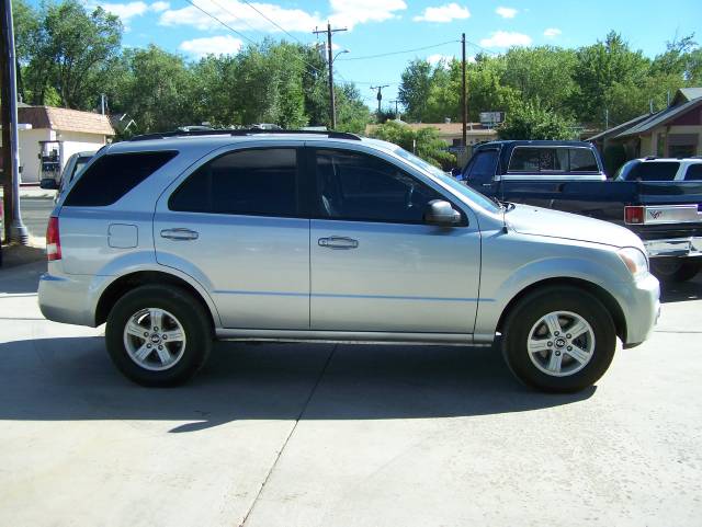 Kia Sorento 2004 photo 3