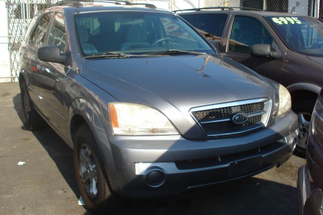 Kia Sorento 2004 photo 2