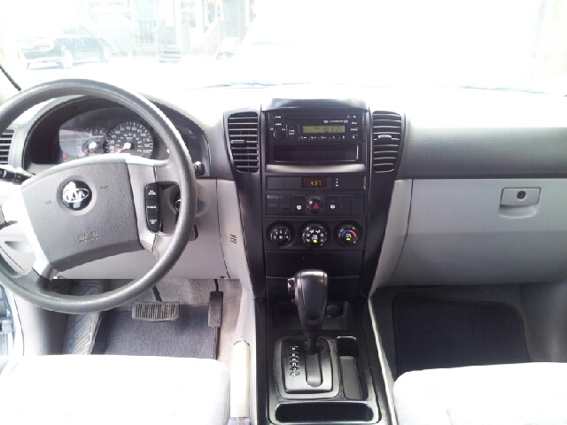 Kia Sorento 2004 photo 1