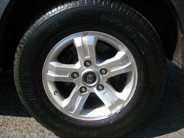 Kia Sorento 2004 photo 4