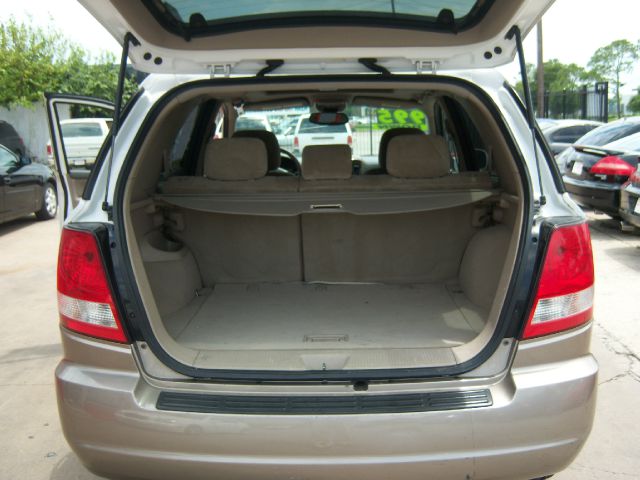 Kia Sorento 2004 photo 2